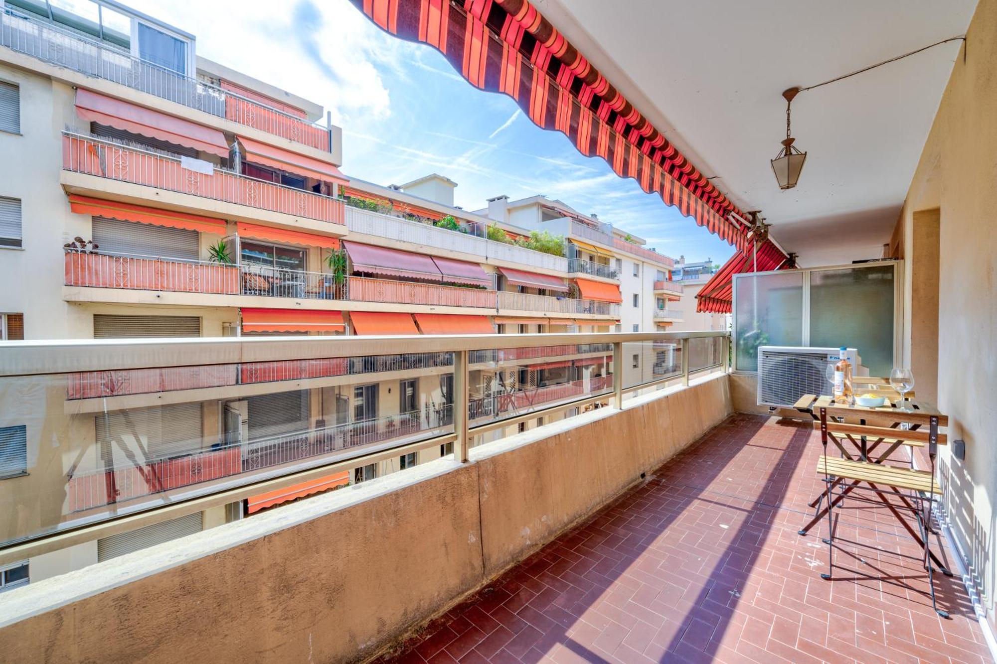 Near Old Town And Apartment Fully Renovated Nice Extérieur photo